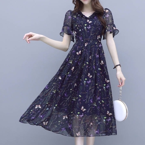絶対流行 一枚で視線を奪う! フェミニン ギャザー飾り 花柄 ラメ入り Vネック シフォン カジュアルワンピース