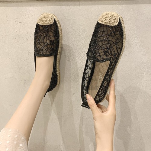履きやすい 丸トゥ ローファー 透かし彫り 合わせやすい チラリ 通気 布 カジュアルシューズ