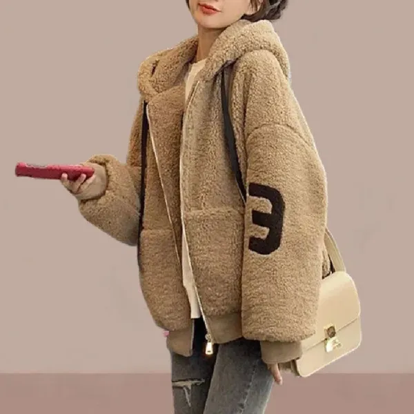 【アウター】おしゃれ度アップ フード付き ふわふわ アルファベット 防寒 ジャケット