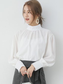 ホワイト