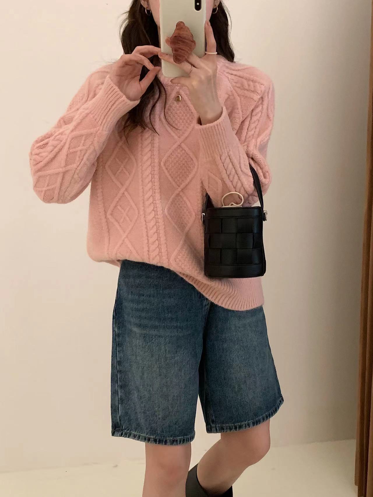 ピンク