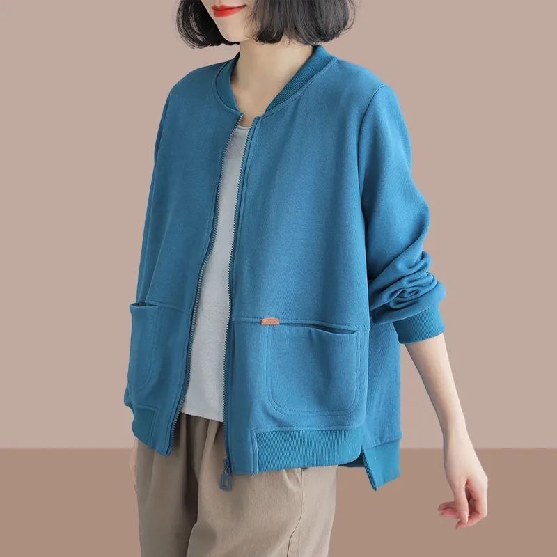 ブルー