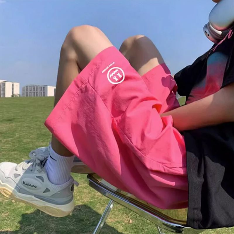 ピンク