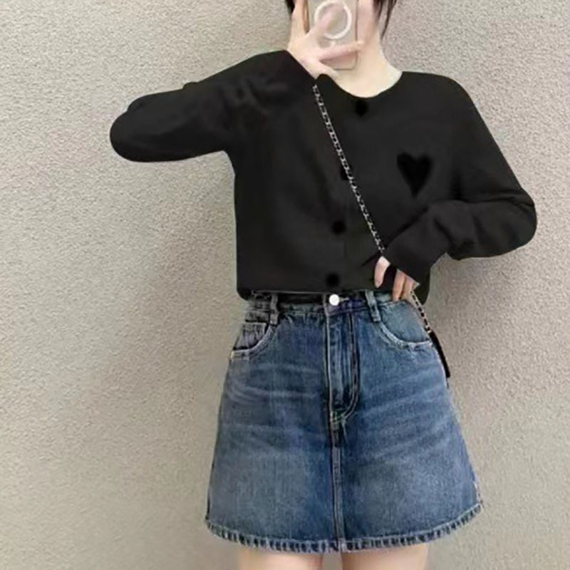 ブラック
