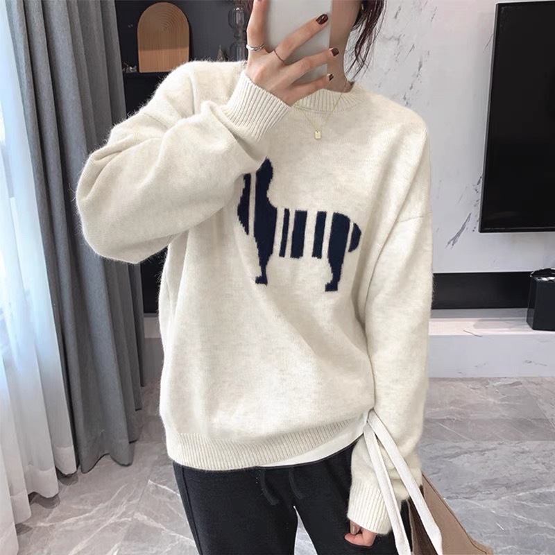 ベージュ