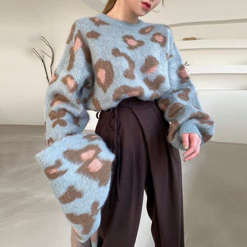 ブルー