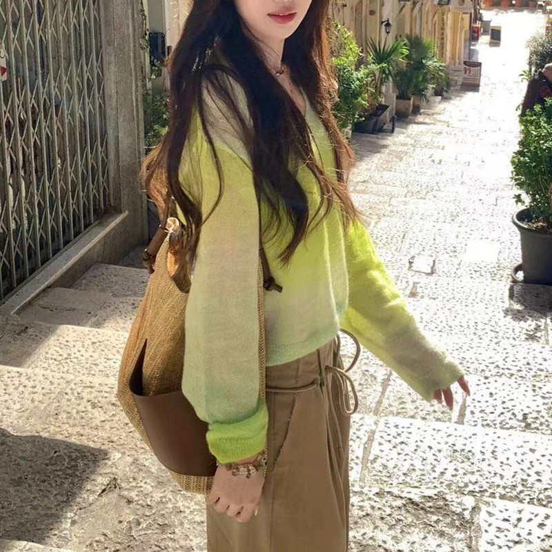 グリーン