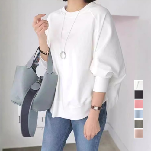 華やかさをプラス シンプル 無地 プルオーバー スウェット fashion ootd カジュアルコーデ ファッション コーディネート 今日のコーデ coordinate トレンドコーデ 着回しコーデ 大人コーデ 大人可愛い 大人ファッション