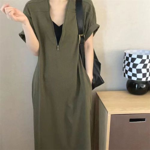 目を惹く 無地 半袖 Vネック カジュアルワンピース 大人カジュアル   夏コーデ ファッション コーディネート 夏服 カジュアルコーデ 今日のコーデ 大人コーデ レディース