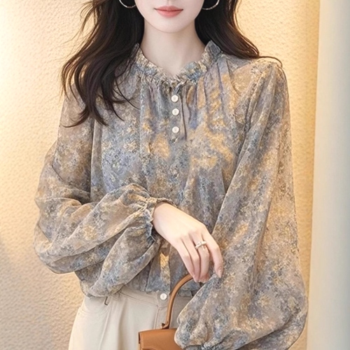 早い者勝ち シンプル プリント ランタンスリーブ ブラウス fashion ootd カジュアルコーデ ファッション コーディネート 今日のコーデ coordinate トレンドコーデ 着回しコーデ 大人コーデ 大人可愛い 大人ファッション