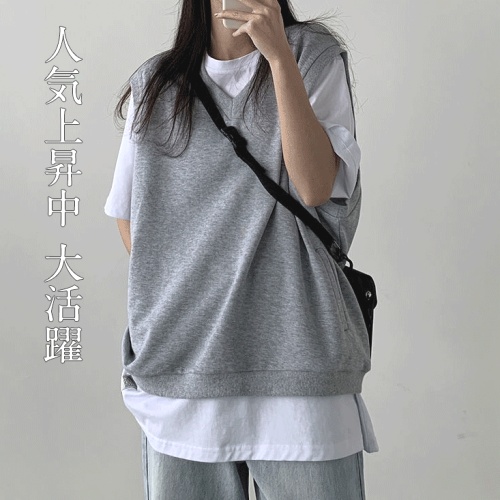 【単品注文】韓国風ファッション 無地 Ⅴネック ノースリーブ ベスト+ラウンドネック 半袖 Tシャツ 2点セットアップ