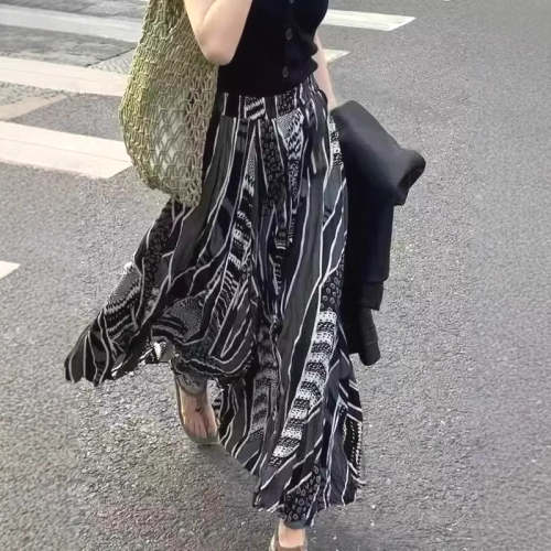 春夏ハイエンドおしゃれプリント高級感ミモレ丈スカート