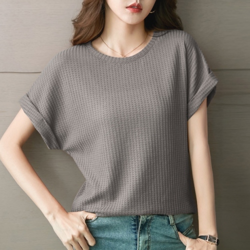 「奇跡の再販」半袖プルオーバー無地ラウンドネックシンプルTシャツファッションcoordinateカジュアルコーデコーディネート今日のコーデ大人コーデレディースfashionootd春コーデ春服夏コーデ夏服