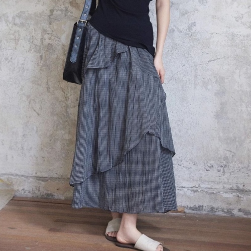 ファッション感満々 ファッショナブル チェック柄 レトロ カジュアル 不規則 スカート fashion ootd カジュアルコーデ ファッション コーディネート 今日のコーデ coordinate トレンドコーデ 着回しコーデ 大人コーデ 