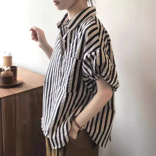 シャツ  ストライプ柄  半袖  おしゃれ  ゆったり  夏服  若く見え  高級  新作  2024  レディース  高級感  洗練された