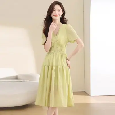 Vネックシフォンウエストマークワンピース