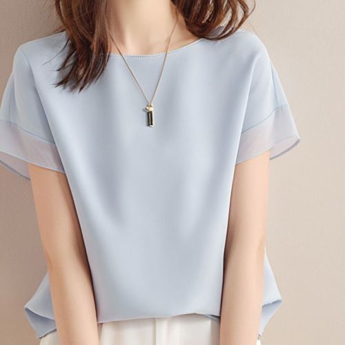 着回し自在！ ラウンドネック 平日 シフォン 半袖 無地 シンプル シフォンシャツ ブルー fashion ootd カジュアルコーデ ファッション コーディネート 今日のコーデ coordinate トレンドコーデ 着回しコーデ 大人コー