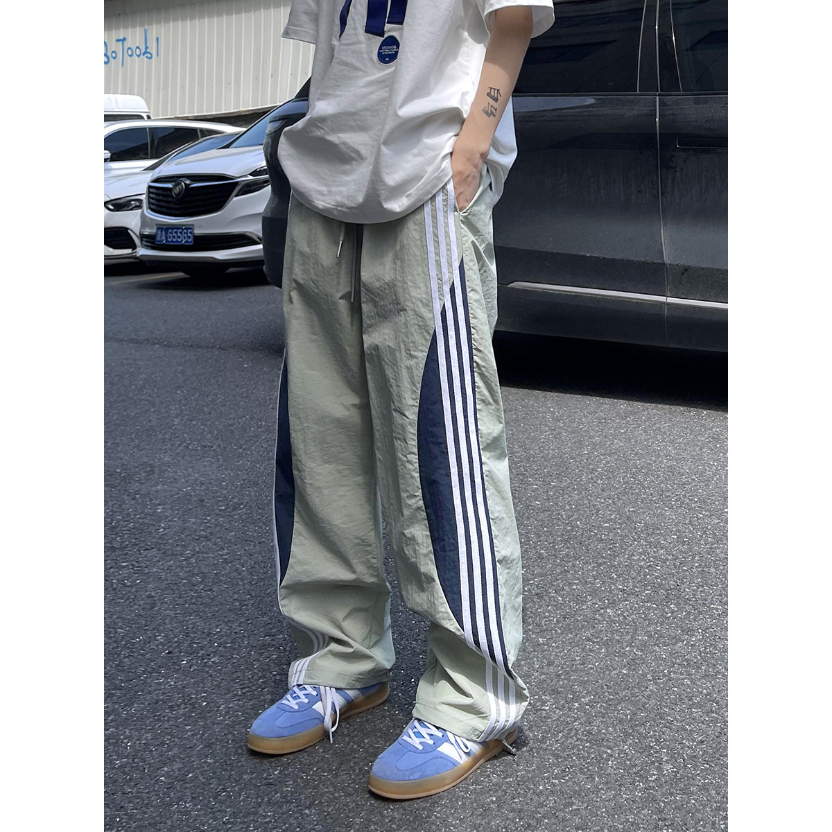 グリーン