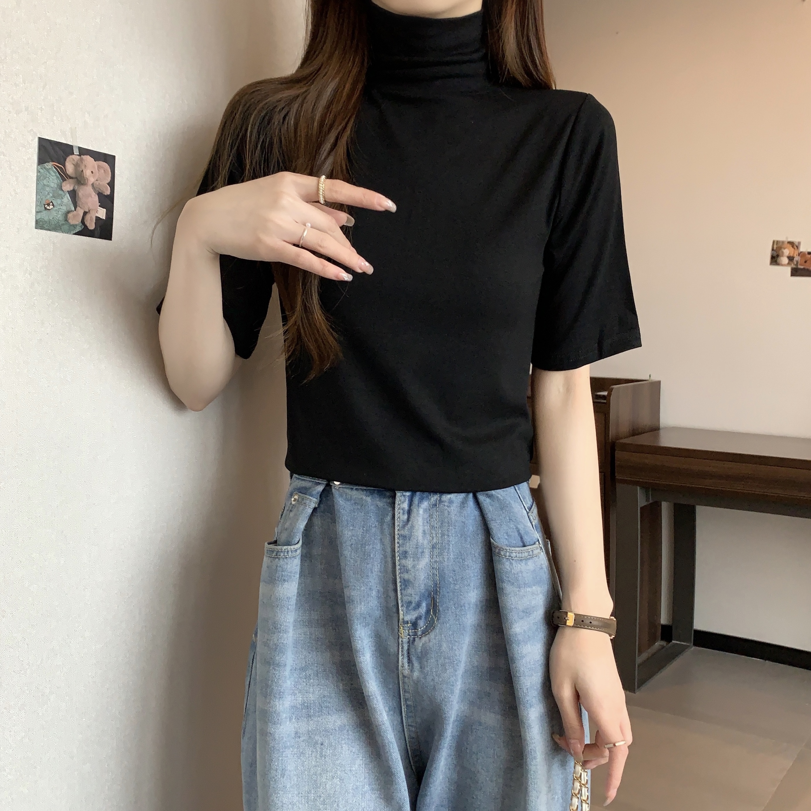 ブラック