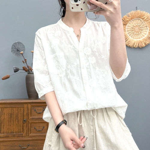 シャツ  カジュアル  コットン  スリムに見える  どんなスタイルにも合う  ゆったり  夏服  インナー  新作  刺繍  五分袖  レディース  トップス