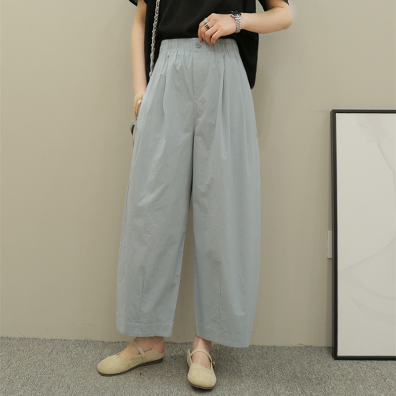ブルー