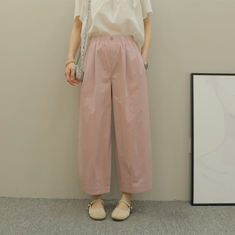 ピンク