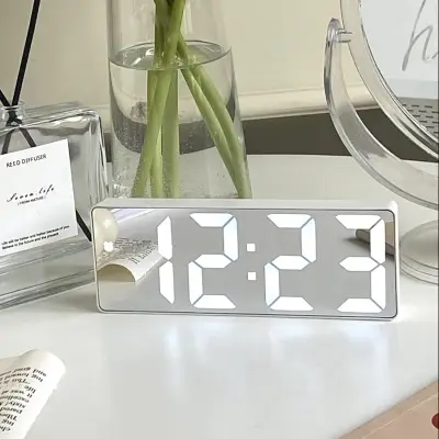 おしゃれ度アップ置き時計おしゃれledデジタル時計インテリアおしゃれ度見やすいデジタル時計インテリア・装飾