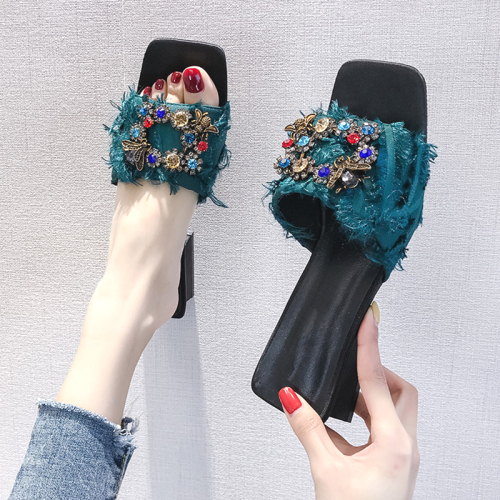 即納/再々入荷!ファッション レトロ スウィート 綺麗め スクエアトゥ ミドルヒール サンダル