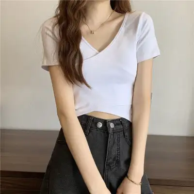 Tシャツ  無地  半袖  スリムに見える  どんなスタイルにも合う  ミニ丈  夏服  韓国風  デザイン  スリムフィット」  新作  レディース  トップス