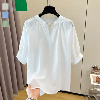 SNSで話題沸騰 Vネック ノースリーブ ボタン コーディネート自在 無地 フェミニン シャツ 大人 ootd 夏コーデ 夏服 レディース ファッション 20代 30代 40代 50代 カジュアル コーディネート トレンド 着回し