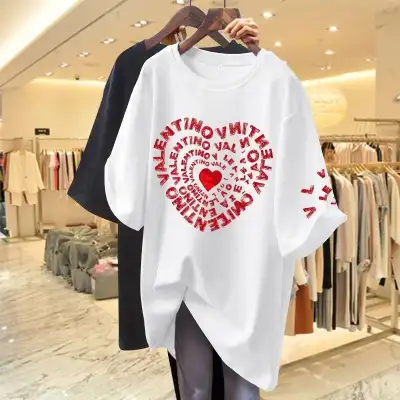 新品殺到 プリント  ラウンドネック アルファベット 半袖 シンプル Tシャツ 大人 ootd 夏コーデ 夏服 レディース ファッション 20代 30代 40代 50代 カジュアル コーディネート トレンド 着回し