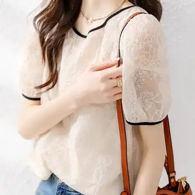 Tシャツ  レース  シルク  シフォン  ブラウス  半袖  スリムに見える  どんなスタイルにも合う  クルーネック  夏服  デザイン  気質  新作  刺繍  レディース