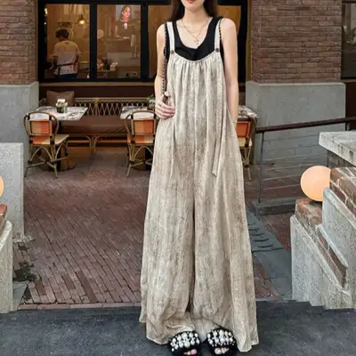 流行の予感 ハイウエスト 無地 ロング丈 ノースリーブ カジュアル オールインワン サロペット 大人 ootd 夏コーデ 夏服 レディース ファッション 20代 30代 40代 50代 カジュアル コーディネート トレンド 着回し