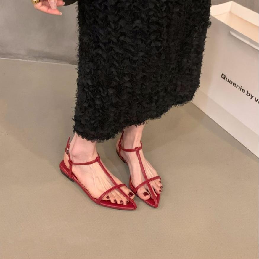 ワインレッド