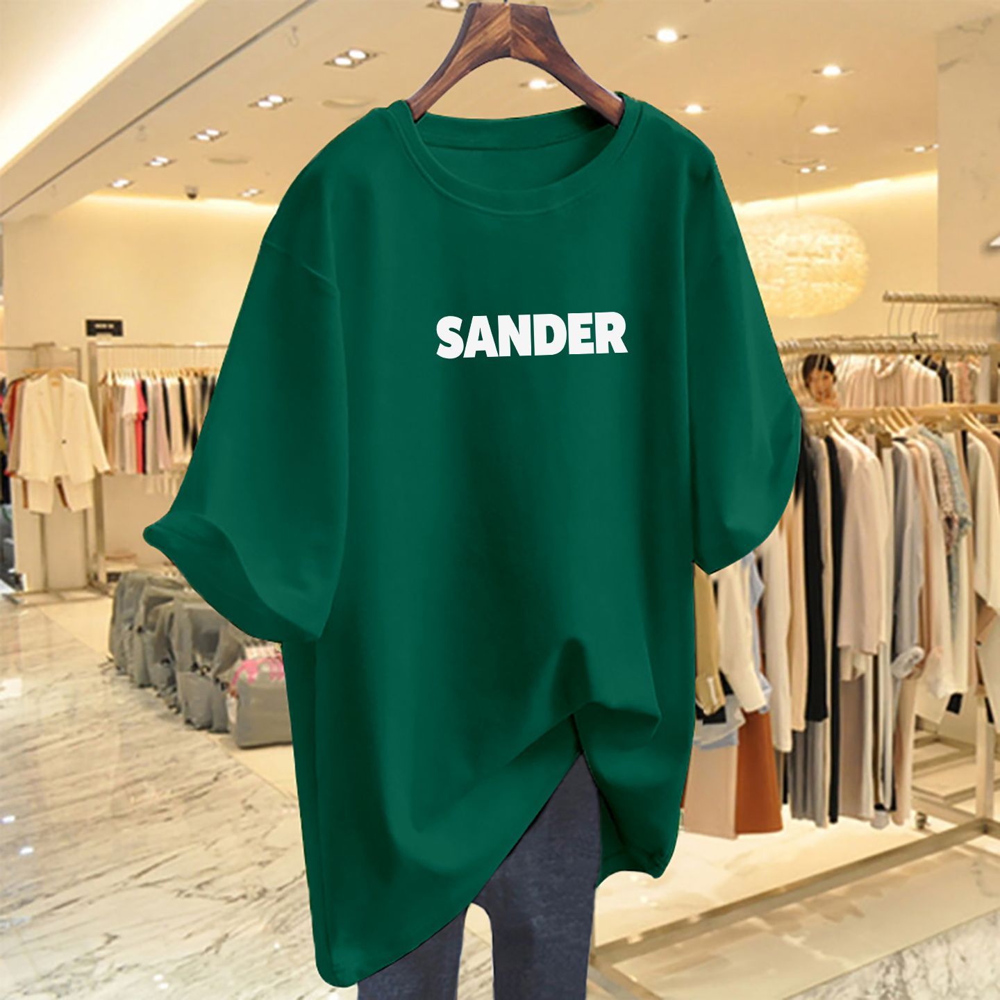 ダークグリーン