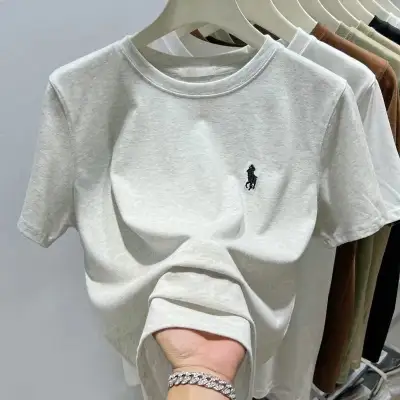 質感のいい おすすめ  シンプル スウィート 女性向け ラウンドネック 3色選べる 無地 コットン Ｔシャツ