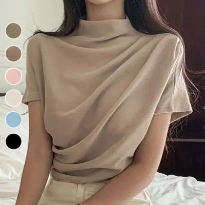 トレンドアイテム  ハイネック 無地 半袖 シンプル Tシャツ 大人 ootd 夏コーデ 夏服 レディース ファッション 20代 30代 40代 50代 カジュアル コーディネート トレンド 着回し