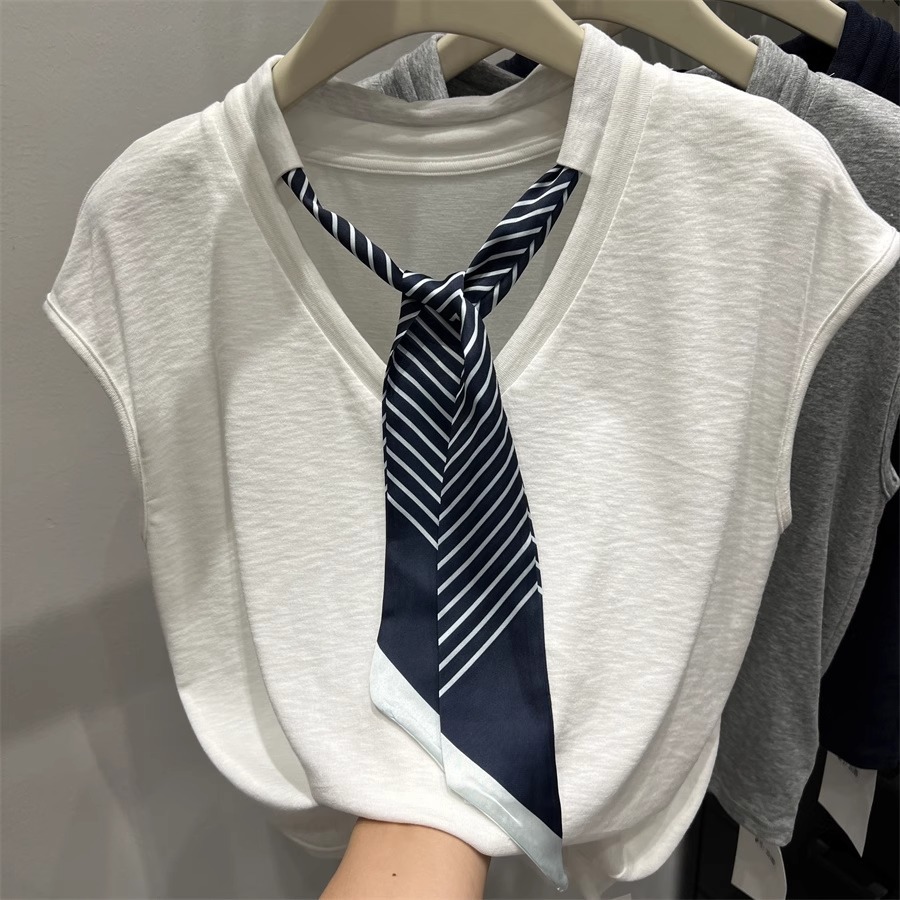 ホワイト