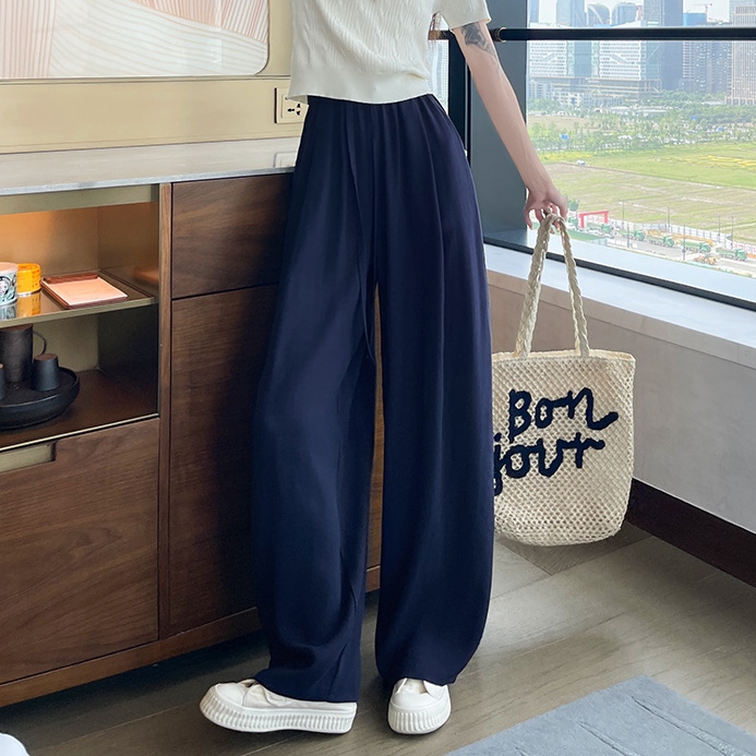 ネイビー