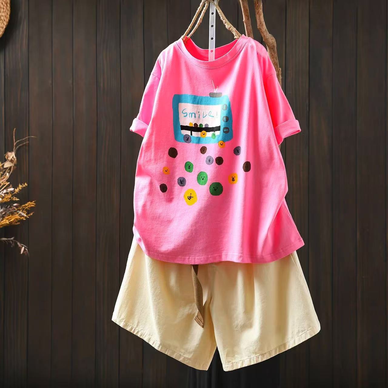 ピンク