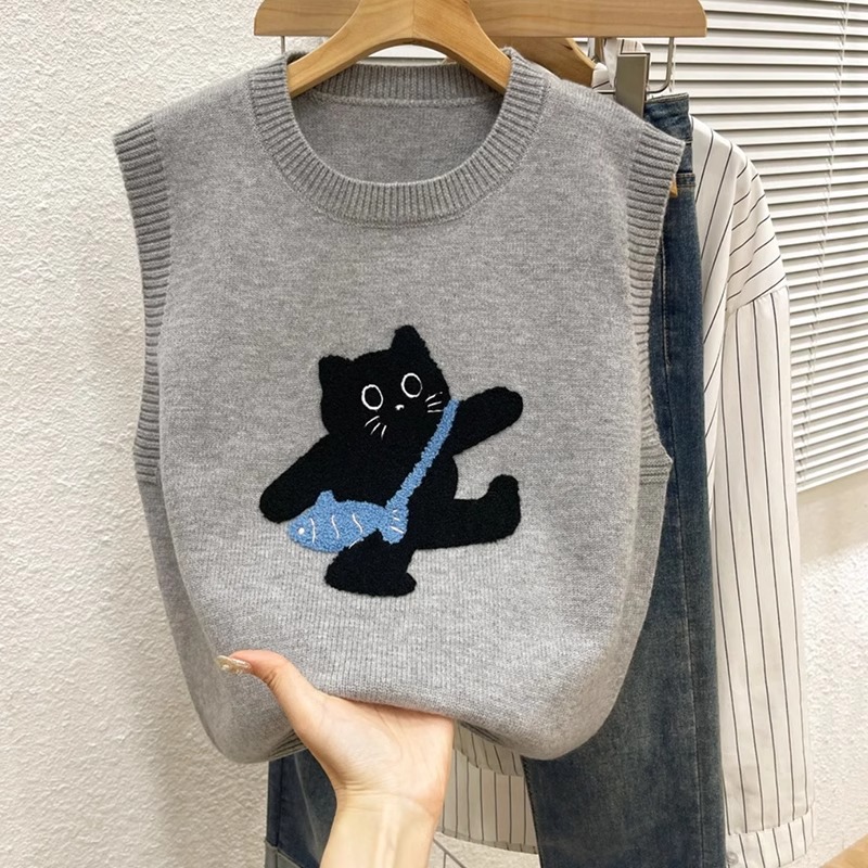 グレー