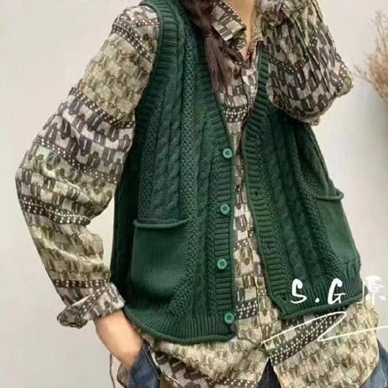 グリーン