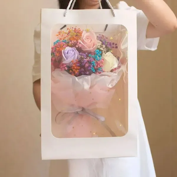 ソープフラワー干し花ブーケバラかすみ草父の日敬老の日母の日誕生日記念日プレゼント手提げ袋+LEDライト付き花束