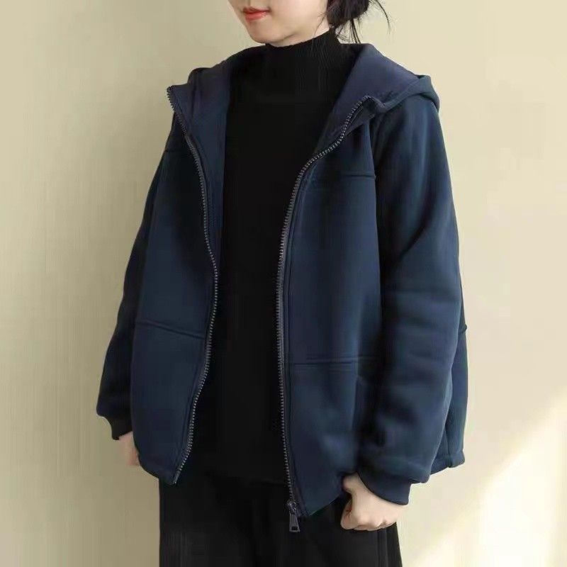 ブルー
