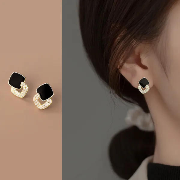 スウィート幾何模様スクエアラインストーンアクセサリーピアス
