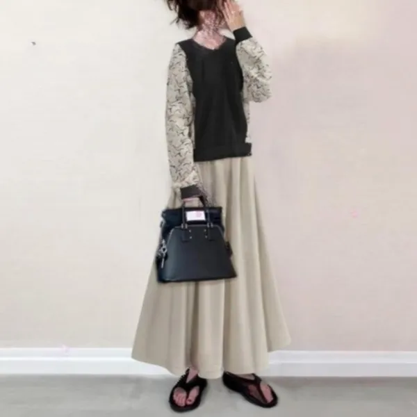 【2点セット】切り替えデザインのファッションプルオーバー＋プリントスカート 2点セット
