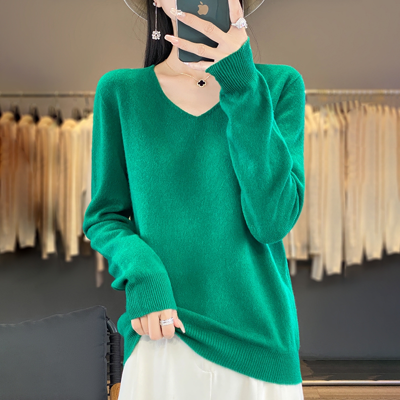 ダークグリーン