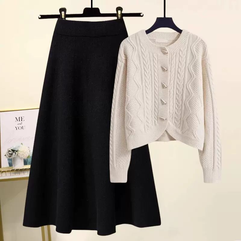 アイボリー/カーディガン+ブラック/スカート
