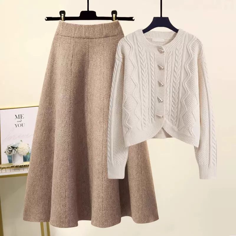 アイボリー/カーディガン+コーヒー/スカート