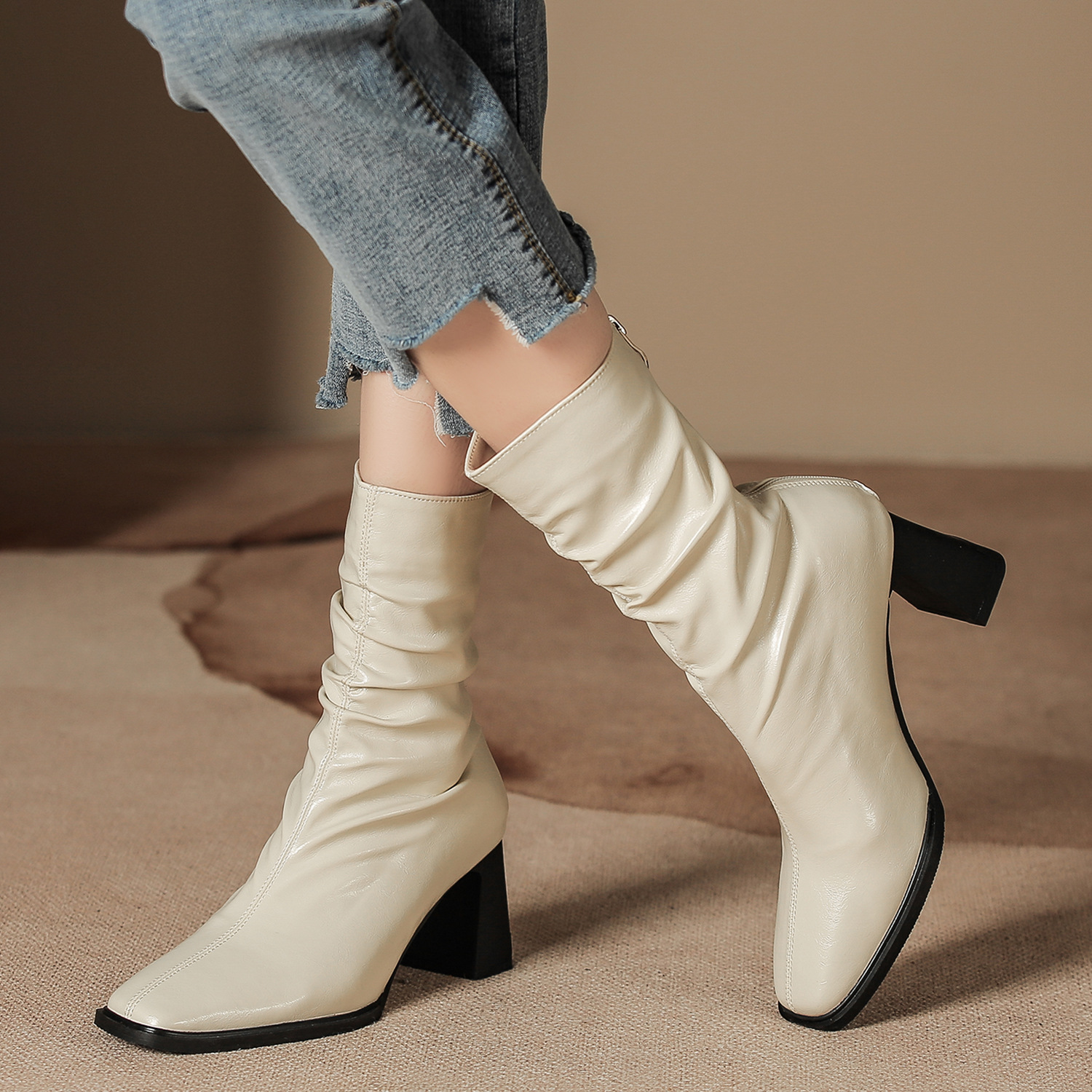 ベージュ 裏起毛